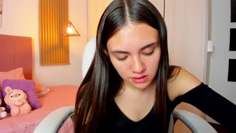 Mia Nevaeh - follow me online show from 6, 2, 2025