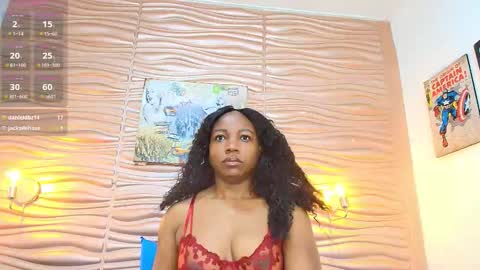 Snapshot of mia_pineda chatting on 26, 10, 2025 Mariana online show from 26, 10, 2025