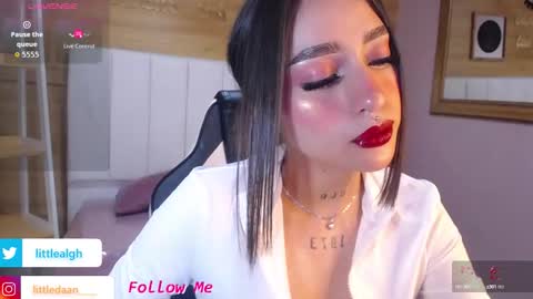 Snapshot of mia_ponce_a chatting on 27, 9, 2025 MIA online show from 27, 9, 2025