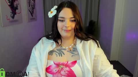 Snapshot of mia_r0ss chatting on 7, 10, 2025 Mia online show from 7, 10, 2025