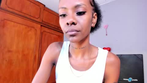 Snapshot of mia_rissi chatting on 28, 2, 2025 Mia online show from 28, 2, 2025