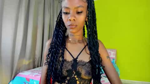 Snapshot of mia_rissi chatting on 11, 10, 2025 Mia online show from 11, 10, 2025