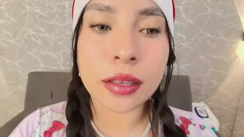 Snapshot of mia_roux13 chatting on 24, 12, 2024 Mia Roux online show from 24, 12, 2024