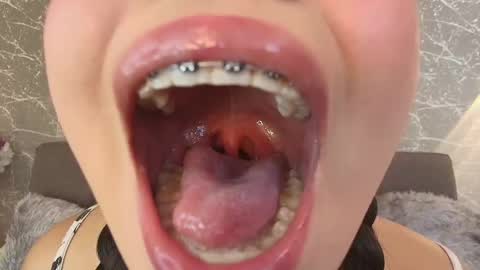 Snapshot of mia_roux13 chatting on 28, 2, 2025 Mia Roux online show from 28, 2, 2025