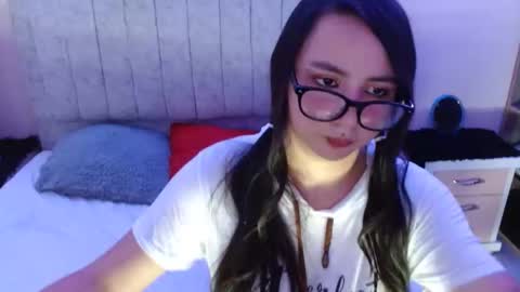 Snapshot of mia_smithl chatting on 30, 12, 2024 mia_smithl online show from 30, 12, 2024