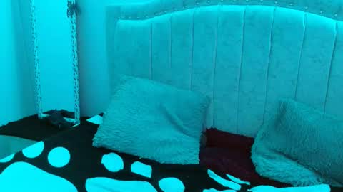 Snapshot of mia_smithl chatting on 12, 1, 2025 mia_smithl online show from 12, 1, 2025