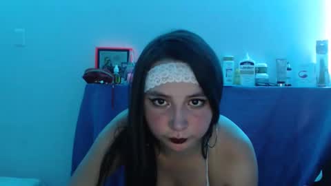 Snapshot of mia_smithl chatting on 5, 2, 2025 mia_smithl online show from 5, 2, 2025