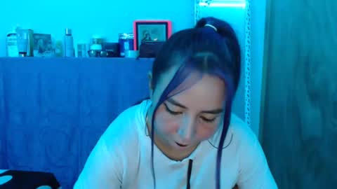 Snapshot of mia_smithl chatting on 4, 3, 2025 mia_smithl online show from 4, 3, 2025