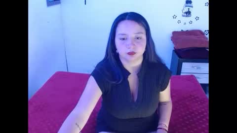 Snapshot of mia_smithl chatting on 27, 10, 2025 mia_smithl online show from 27, 10, 2025