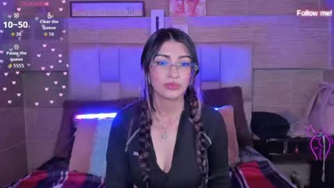 Mia online show from 28, 7, 2026