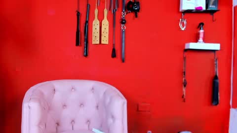 Mia sophiia online show from 10, 12, 2024