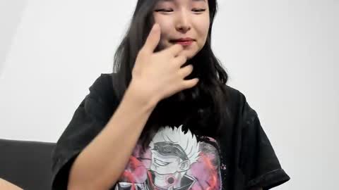 Snapshot of mia_soyun chatting on 28, 11, 2025 Your Soyun online show from 28, 11, 2025