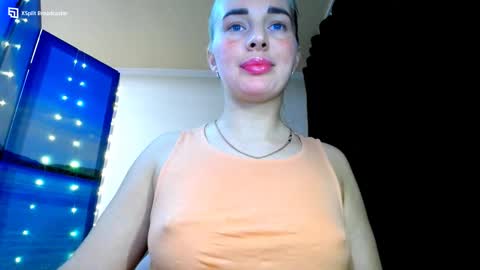 Mia. online show from 10, 12, 2024