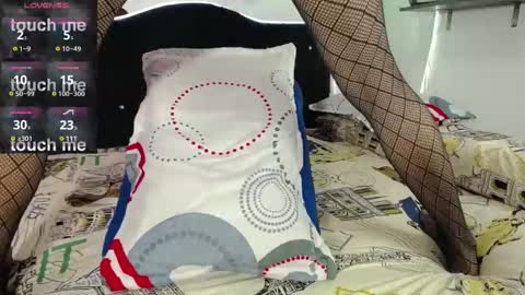 Snapshot of mia_sweet_55 chatting on 19, 1, 2025 Mia online show from 19, 1, 2025