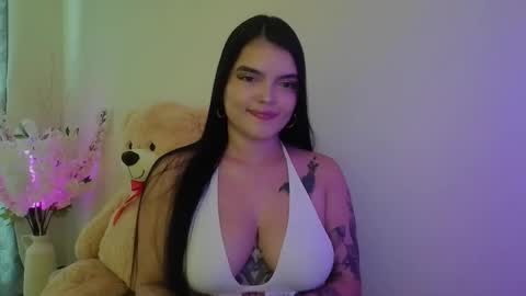 mia_thopsom online show from 16, 2, 2026