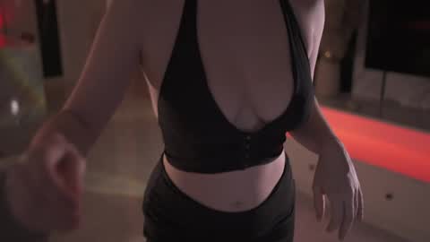 VixenMia online show from 14, 5, 2026