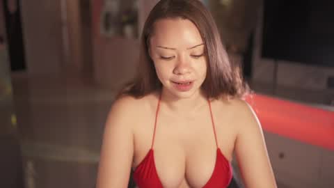 VixenMia online show from 17, 5, 2026