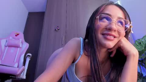 Snapshot of miaa_06 chatting on 20, 2, 2025 mia nicolle online show from 20, 2, 2025