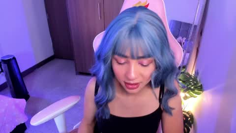 Snapshot of miaa_06 chatting on 10, 4, 2026 mia nicolle online show from 10, 4, 2026