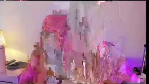 Mia online show from 11, 11, 2025