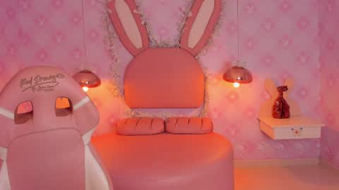 Miaa Cute  online show from 24, 12, 2024