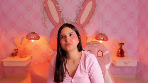 Miaa Cute  online show from 5, 1, 2025