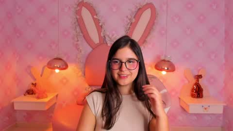 Miaa Cute  online show from 7, 1, 2025