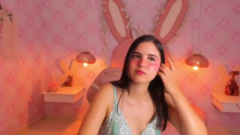 Miaa Cute  online show from 18, 1, 2025