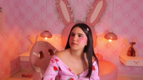 Miaa Cute  online show from 23, 1, 2025