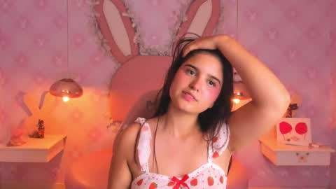 Miaa Cute  online show from 25, 2, 2025