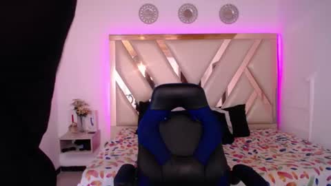 MIA online show from 10, 6, 2026
