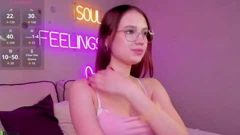 Snapshot of miaa_hill chatting on 5, 6, 2026 Mia online show from 5, 6, 2026