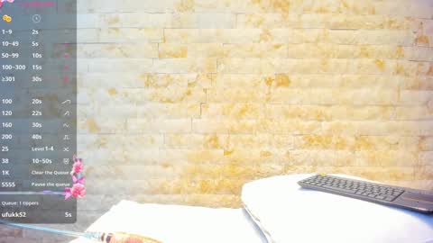 Snapshot of miaa_roldan chatting on 16, 12, 2024 Miaa online show from 16, 12, 2024