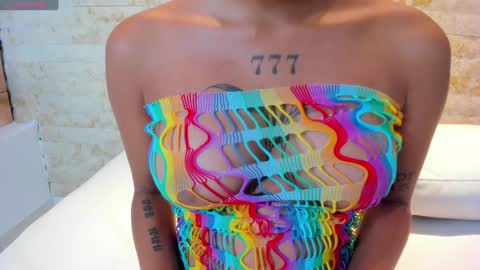 Snapshot of miaa_roldan chatting on 30, 12, 2024 Miaa online show from 30, 12, 2024