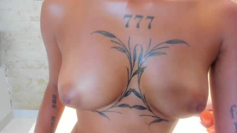 Snapshot of miaa_roldan chatting on 14, 2, 2025 Miaa online show from 14, 2, 2025
