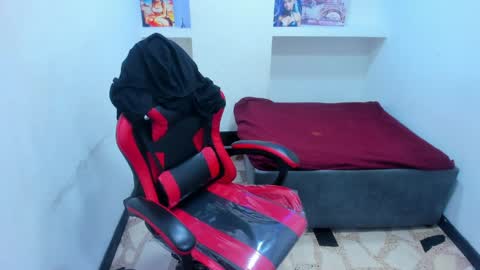       online show from 19, 5, 2026