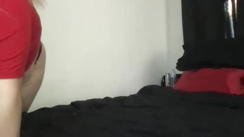 Snapshot of miaaasturbate chatting on 1, 12, 2025 Mia Moji online show from 1, 12, 2025