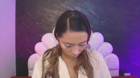 Snapshot of miaabrown__ chatting on 7, 4, 2026 Mia online show from 7, 4, 2026