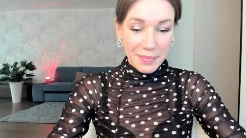 Mia online show from 30, 4, 2026