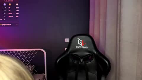 Mia online show from 25, 3, 2026