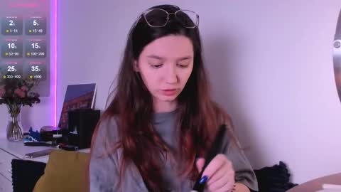 mia online show from 23, 12, 2025