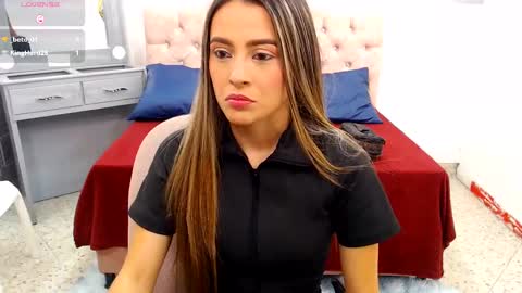 MiaCarper online show from 7, 12, 2024