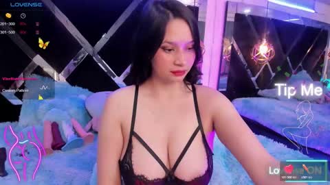 Mia online show from 18, 10, 2025