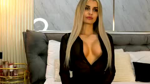 Mia online show from 30, 5, 2026