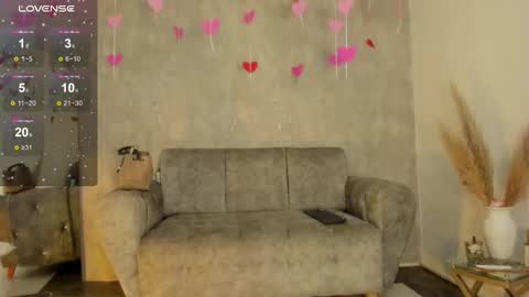 miacooper online show from 19, 2, 2025