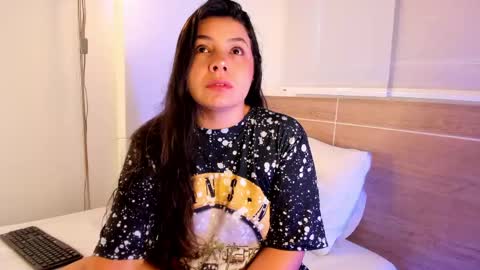 IG Yojanagomez  online show from 12, 5, 2026