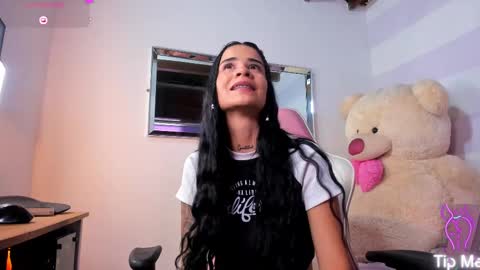 Snapshot of miadiamondd chatting on 1, 3, 2025 miadiamondd online show from 1, 3, 2025