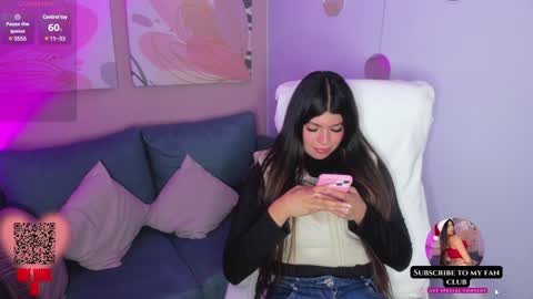 Snapshot of miadlucca chatting on 22, 1, 2025 Mia online show from 22, 1, 2025