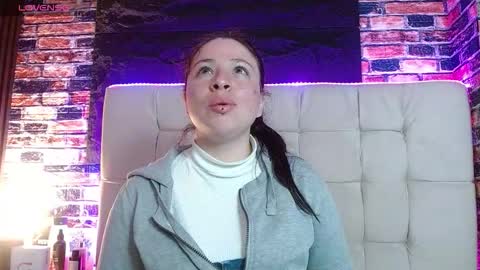 Snapshot of miadoll303av chatting on 25, 10, 2025 miadoll303av online show from 25, 10, 2025