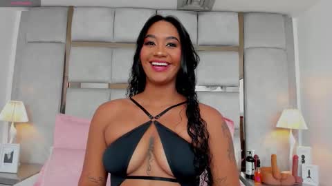 Call me Mia online show from 24, 10, 2025